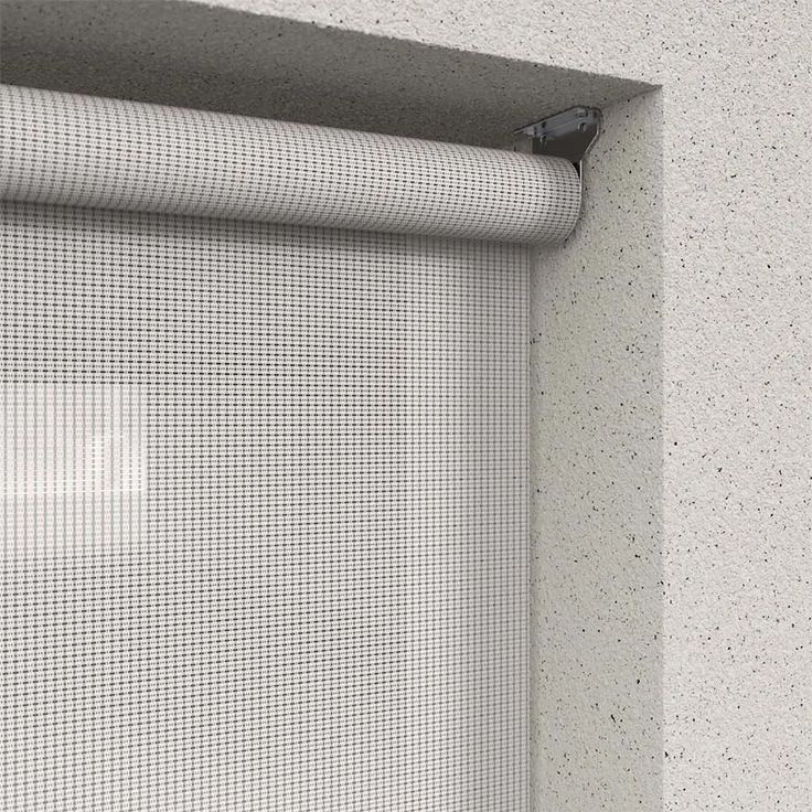Stellar Tian Blackout Roller Shades Cordless Blinds for Windows, Free-Stop Shades with Valance, Thermal Insulated Fabric, UV Protection, Natural Woven Blinds for Home and Office